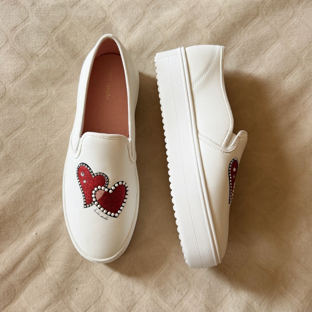 Kate Spade New York Alexis Hearts Platform Sneakers White SIZE 8 (LIKE NEW)